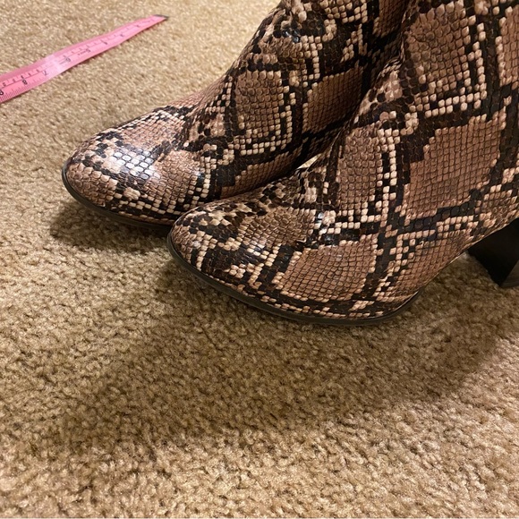 A New Day Knee High Boots - Picture 3 of 8